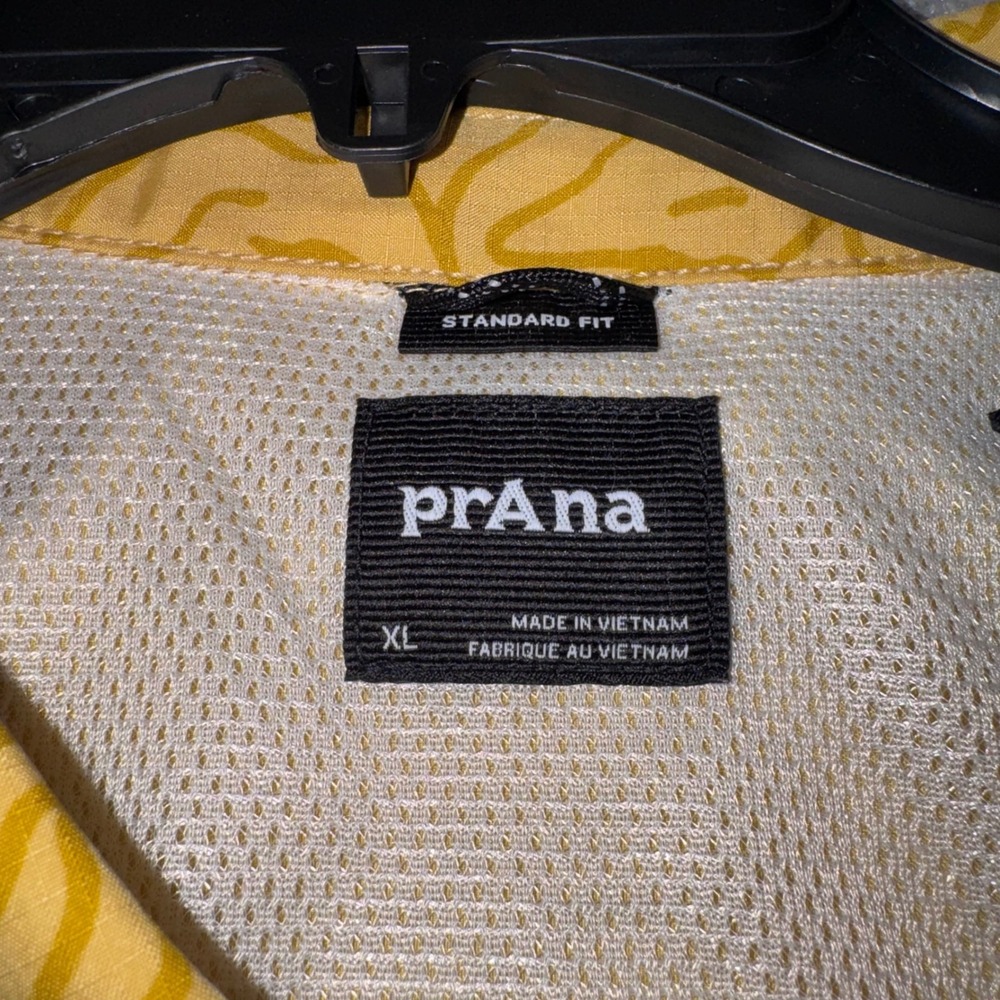 prAna Lost Sol Printed SS Shirt Mens Pollen Feelings Yellow XL NEW - Picture 3 of 10